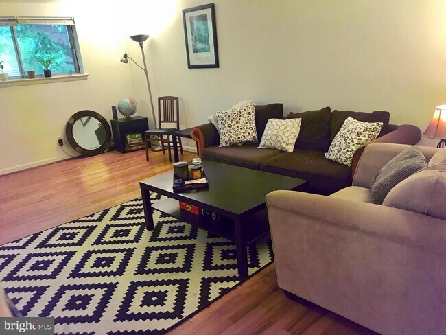 Foto del edificio - 3316 13th St N