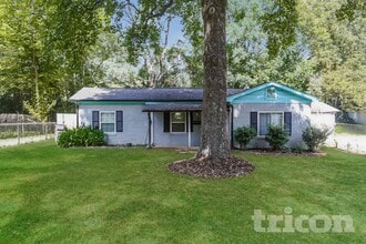 Building Photo - 4223 Dinglewood Ave