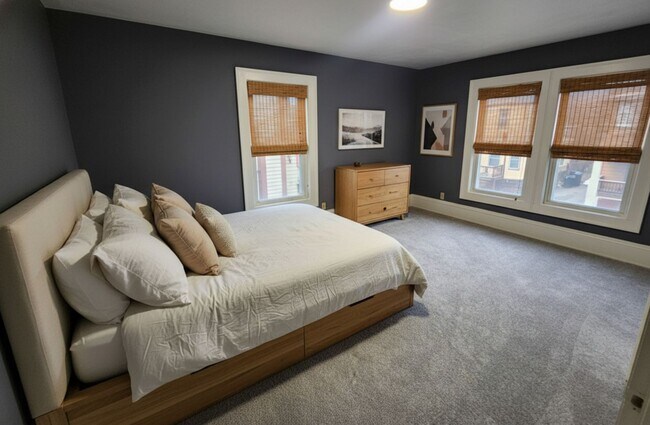 Foto del edificio - Beautiful 4-Bedroom Family Home – $200 Move-In Special + 13-Month Lease Bonus!