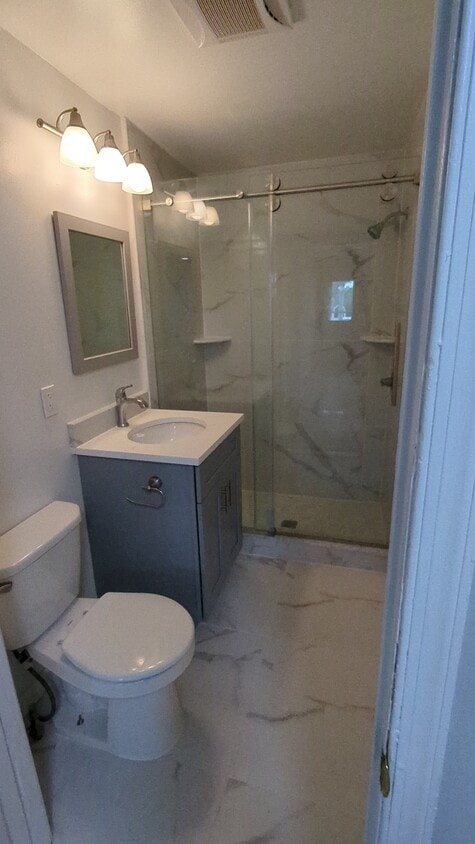 Foto principal - 21 W Garrison St
