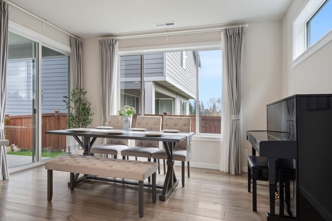 Foto del edificio - 10829 43rd Ave SE