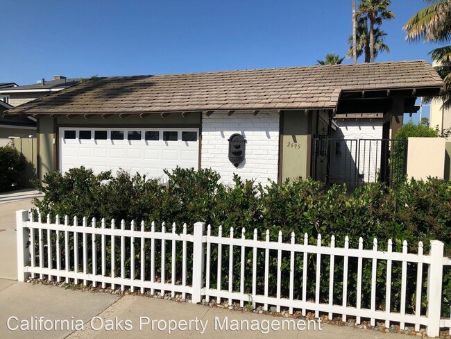 Building Photo - 3 br, 2.5 bath House - 2695 Surfrider Avenue