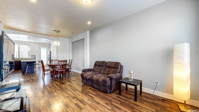 Building Photo - 4851 W Daybreak Pkwy