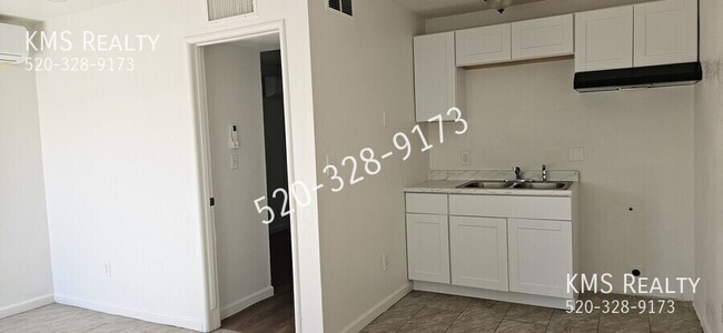 Foto del edificio - One bedroom one bath-759 E Pastime Rd-OWNE...