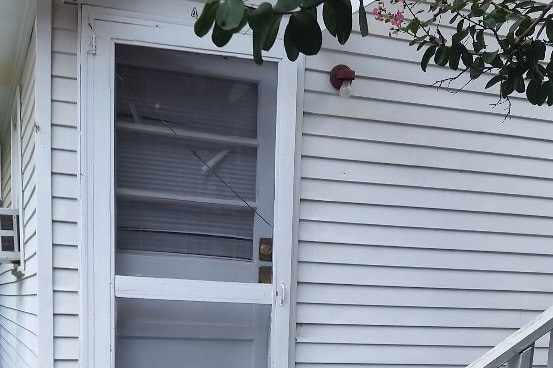 Building Photo - 627 Longview St