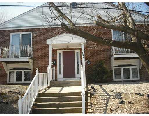 Front Entry - 144 Yorkshire St