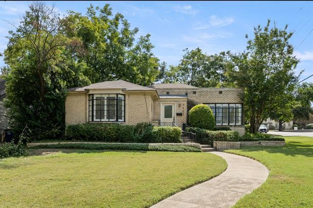 Primary Photo - 6402 Vickery Blvd