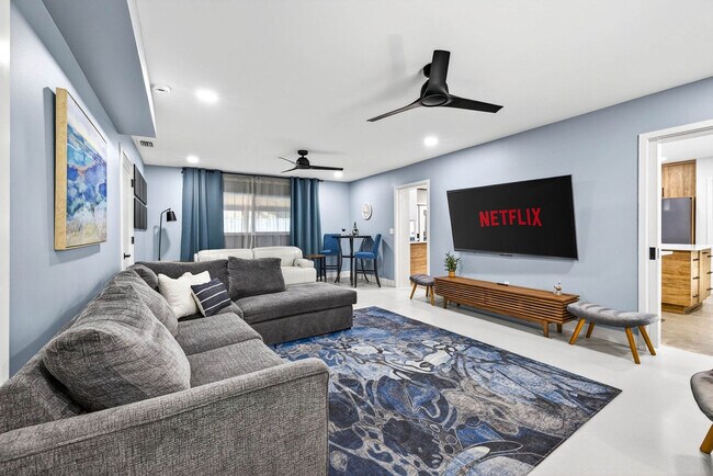 Foto del edificio - 319 Brentwood Dr