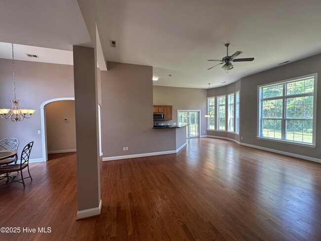 Building Photo - 4911 Alamance Dr
