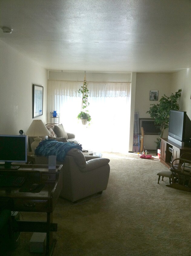 Lincoln Avenue Apartments Apartments in Stoughton, WI