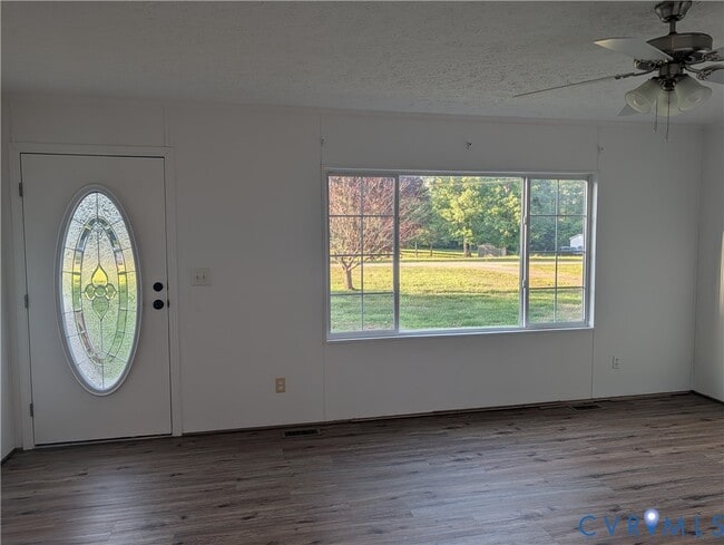 Building Photo - 13461 Gorburn Dr