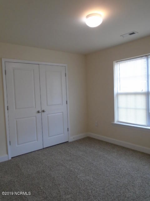 Building Photo - 280 Liberty Dr