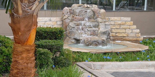Foto del edificio - 4000 HORIZON HILL APARTMENTS