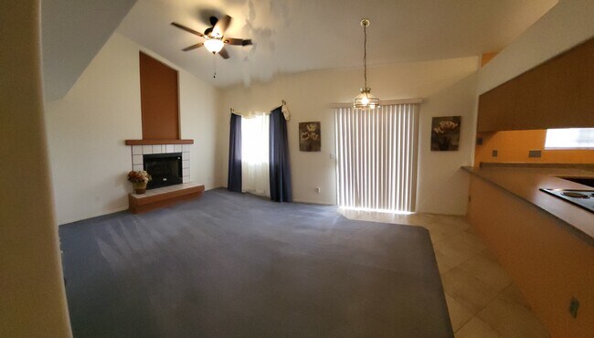 Foto del edificio - 9533 N Crestone Dr