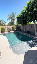 Building Photo - 15157 W Boca Raton Rd