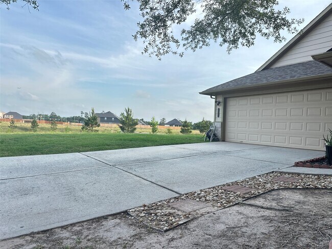 Foto del edificio - 19403 Wildwood Dale Ln