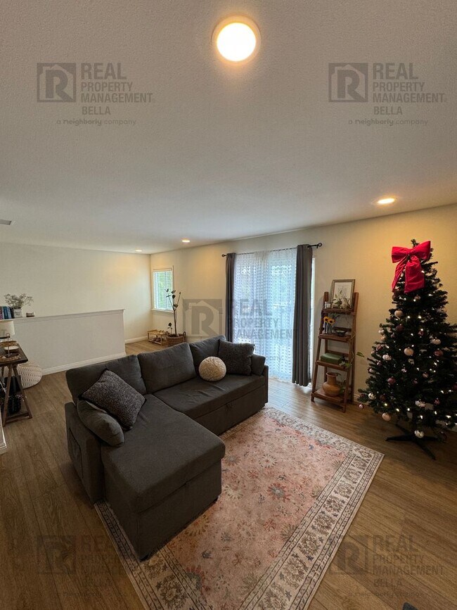 Foto del edificio - Charming 2-Bed, 2-Bath Condo in the Heart ...