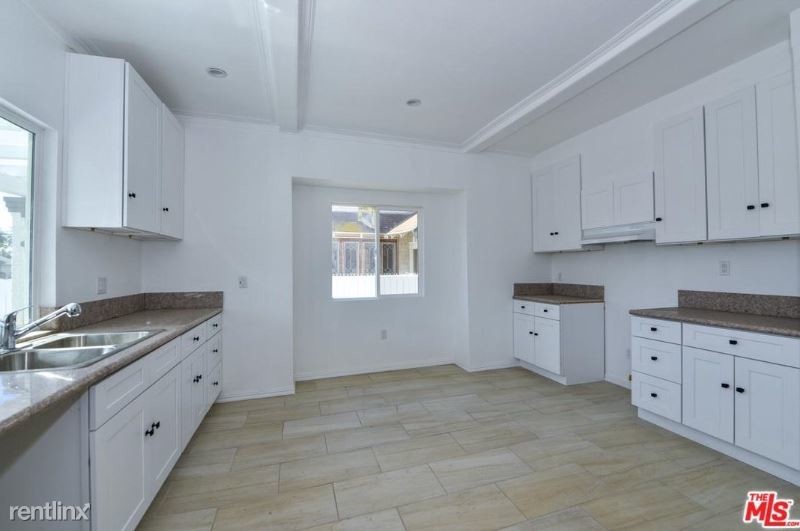 Foto principal - 4817 S Gramercy Pl