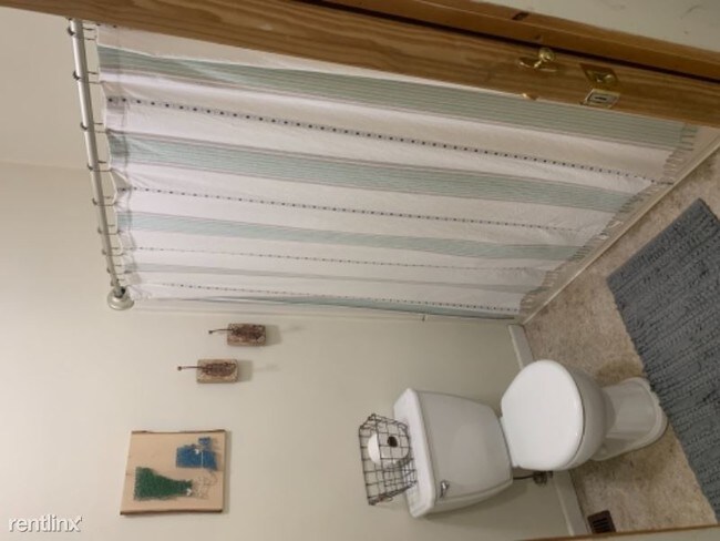 Foto del edificio - 2 br, 1 bath Apartment - 225 Bradford St