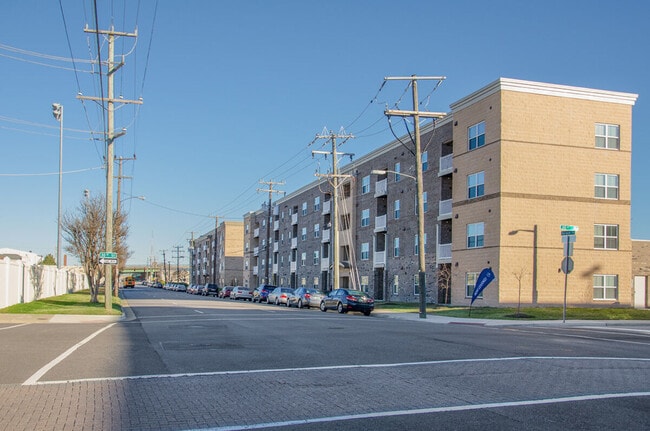 Building Photo - Brennan Pointe II