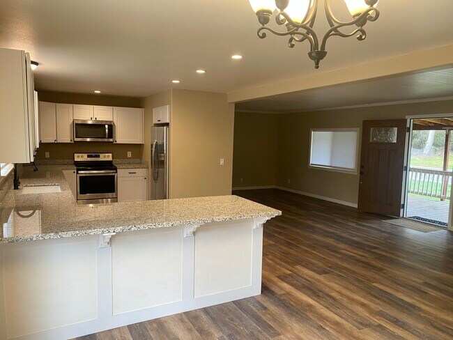 Foto del edificio - 4695 Sylar Ln