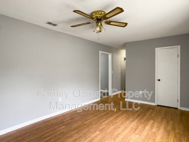 Foto del edificio - 4513 Sapling Ct