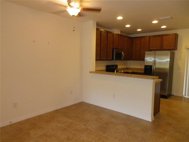 Building Photo - 15965 Fishhawk View Dr