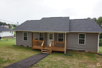 Building Photo - 784 Parsonage Rd
