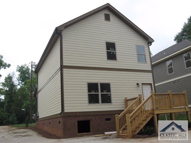 Building Photo - 151 Jonas Ave