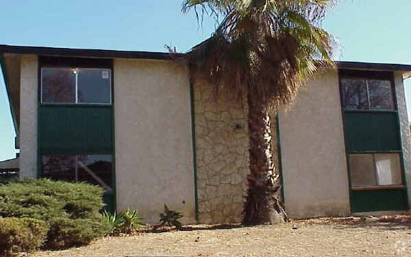 Building Photo - 426 Tyler Way
