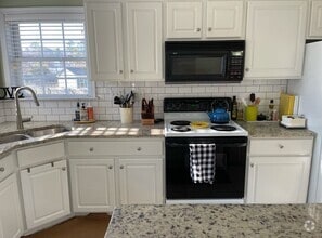 Building Photo - 5516 Abbott Cir
