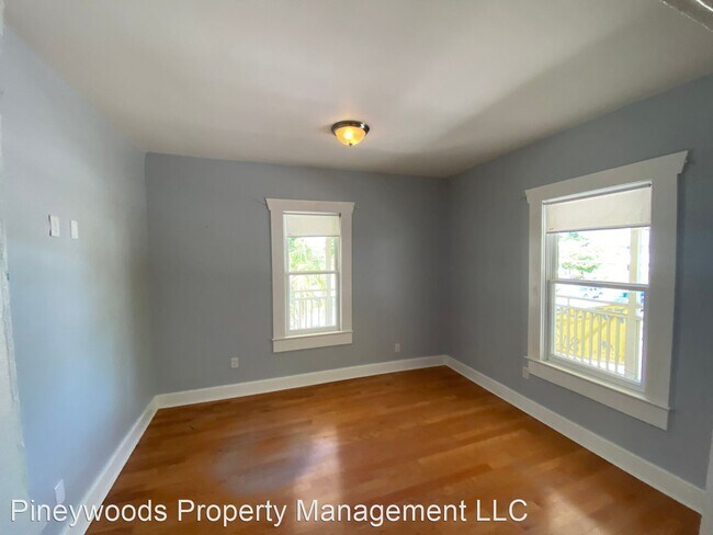 Building Photo - 1 br, 1 bath House - 1001 E Columbus Dr