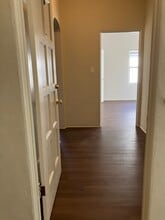 Building Photo - 2625 Ivy Dr