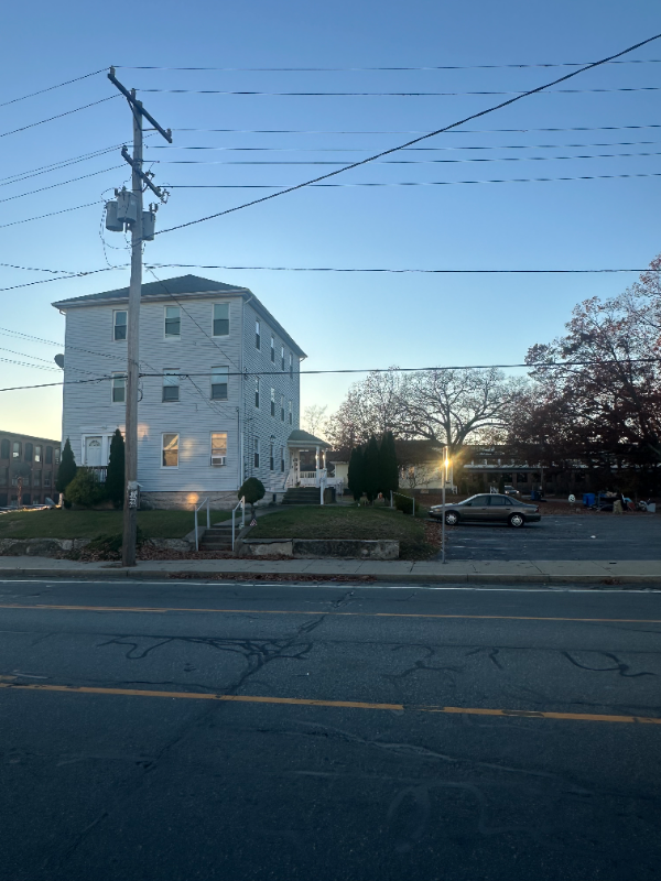 Foto del edificio - 1627 Elmwood Ave