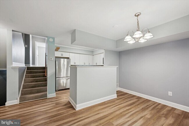 Foto del edificio - 319 Stony Way