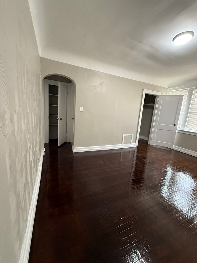 Foto del edificio - 11255 Charlemagne Ave