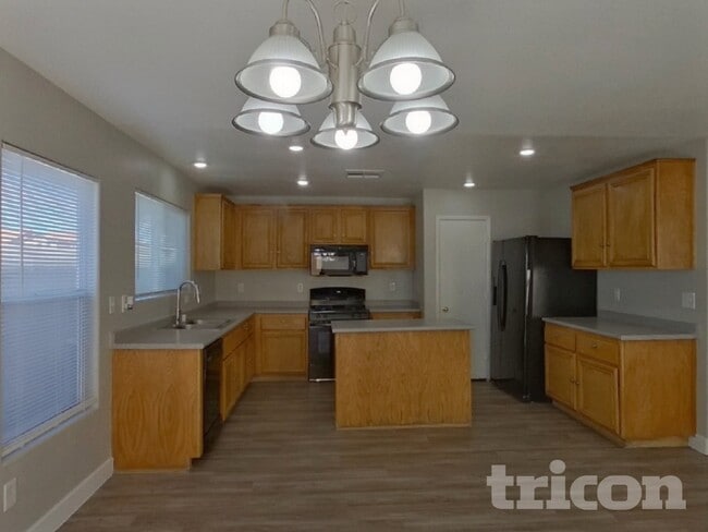 Foto del edificio - 1251 Golden Apple St