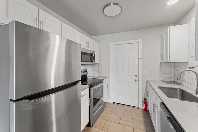 Interior Photo - The Canopy at South Congress