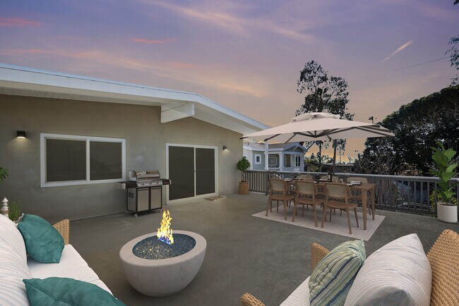 Building Photo - 111 Avenida De La Grulla