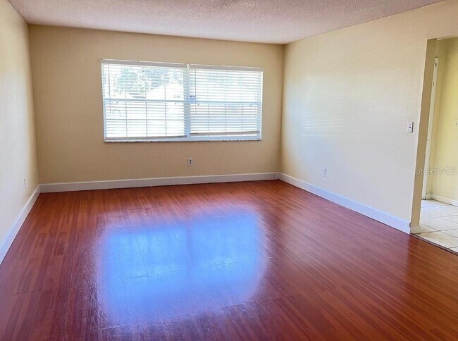 Foto del edificio - 658 Cortez Cir