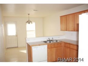 Building Photo - 3303 Toledo Dr