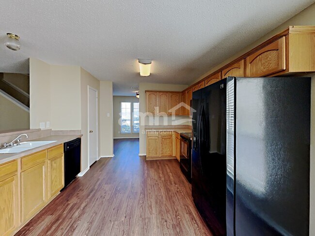 Building Photo - 2813 Island Wren Dr