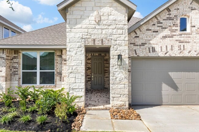 Building Photo - 1589 Oakdale Crest Rd