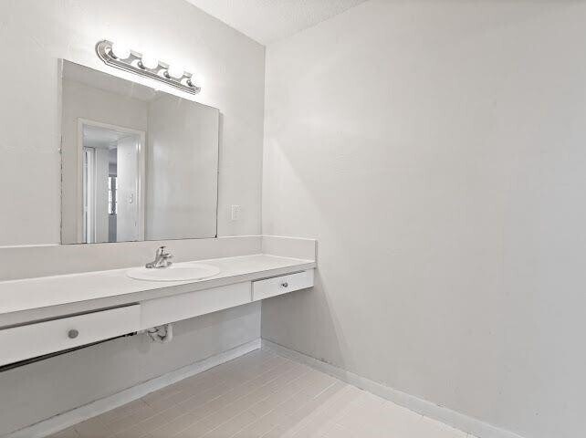 Foto del edificio - 493 NW 43rd St