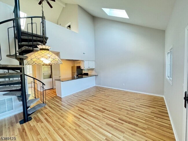 Foto del edificio - 2 Stowe Ct