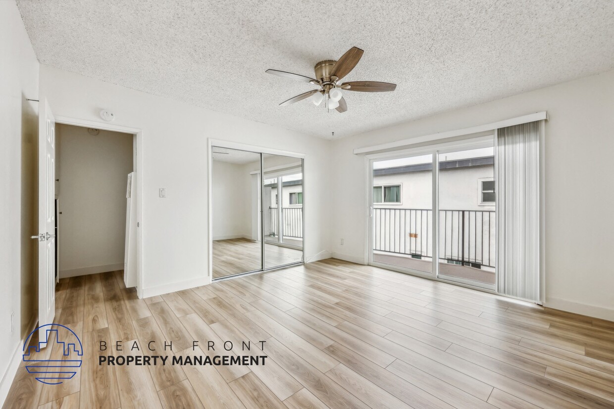 Foto principal - Newport Terrace Apartments