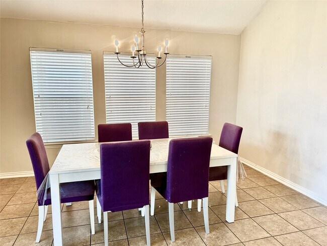 Building Photo - 2519 Horned Owl Dr