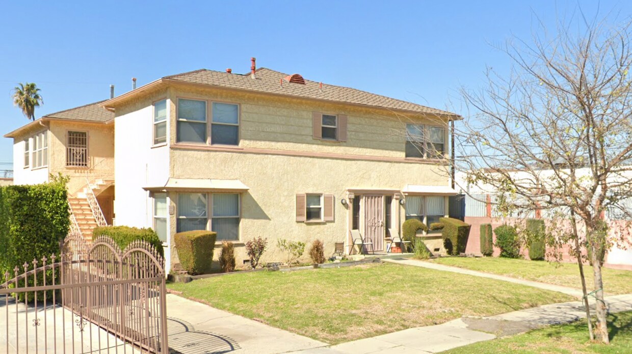 5 Unit Bldg - 1419 S Hayworth Ave