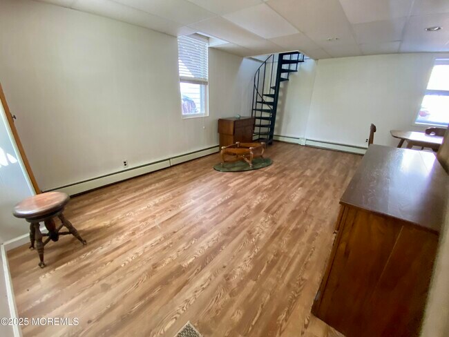 Foto del edificio - 330 Norwood Ln