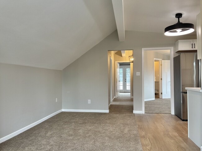 Building Photo - 2503 N Madelia St